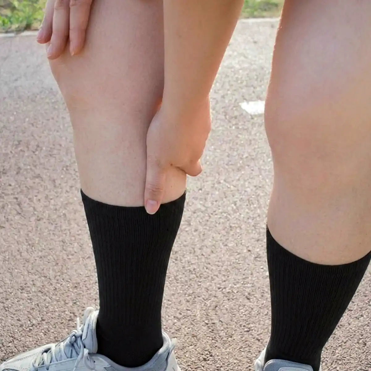 Chaussettes pour mollets larges montrant un ajustement confortable et adapté aux jambes fortes
